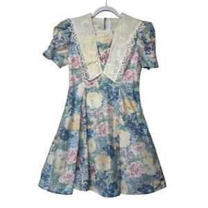 Vintage 80’s Jessica McClintock Youth Floral Blue & Cream Party Dress